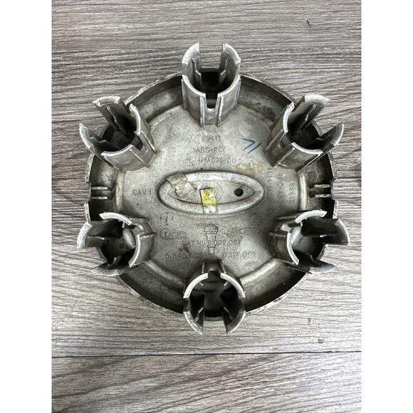 2003 - 2006 Ford Expedition Center Cap Factory OEM 4L14-1A096-DB Wheel Hub Cover - Picture 7 of 8